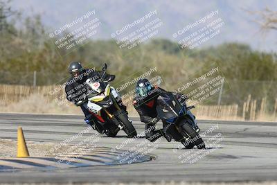 media/Dec-01-2025-Moto Forza (Mon) [[2daa91e15f]]/2-Intermediate Group/Session 3 (Turn 3)/